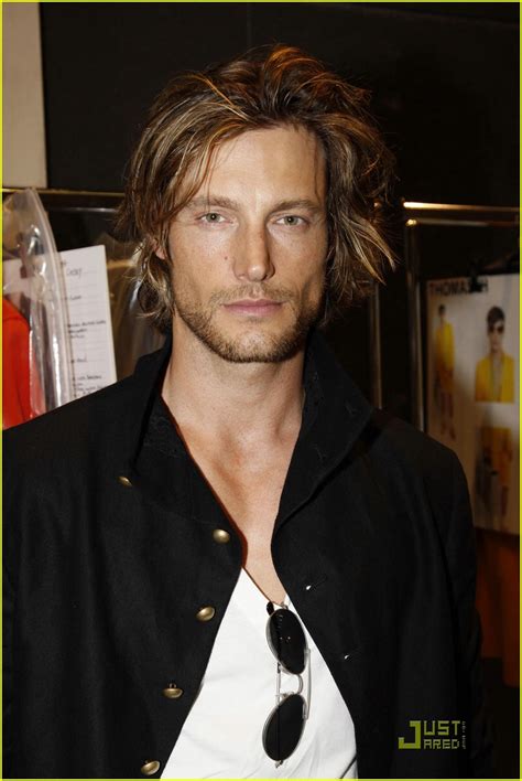 gabriel aubry louis vuitton|Gabriel Aubry Hits Louis Vuitton Runway .